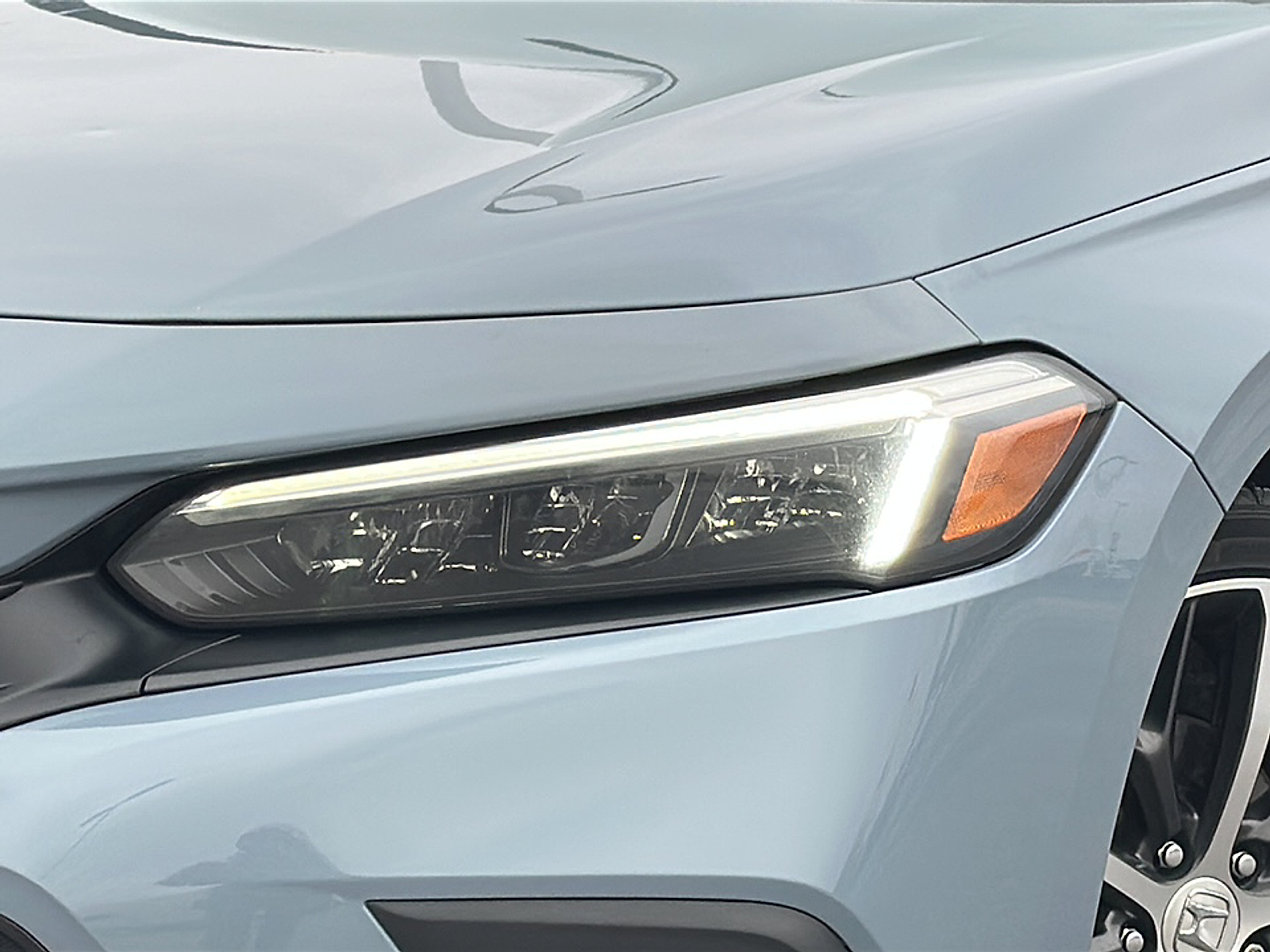 2023 Honda Civic Touring photo 2