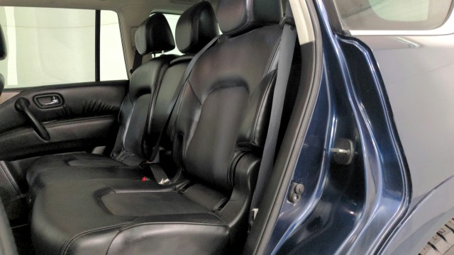 Used 2023  Nissan SL image 24