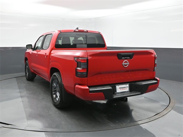 2026 Nissan Frontier Crew Cab SV photo 8