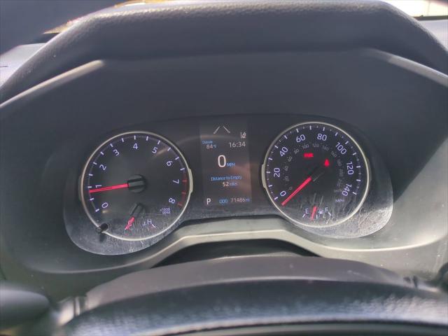 2019 Toyota RAV4 LE photo 23