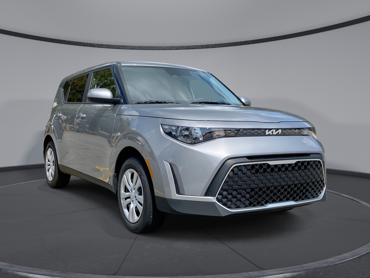 2025 Kia Soul LX's photo