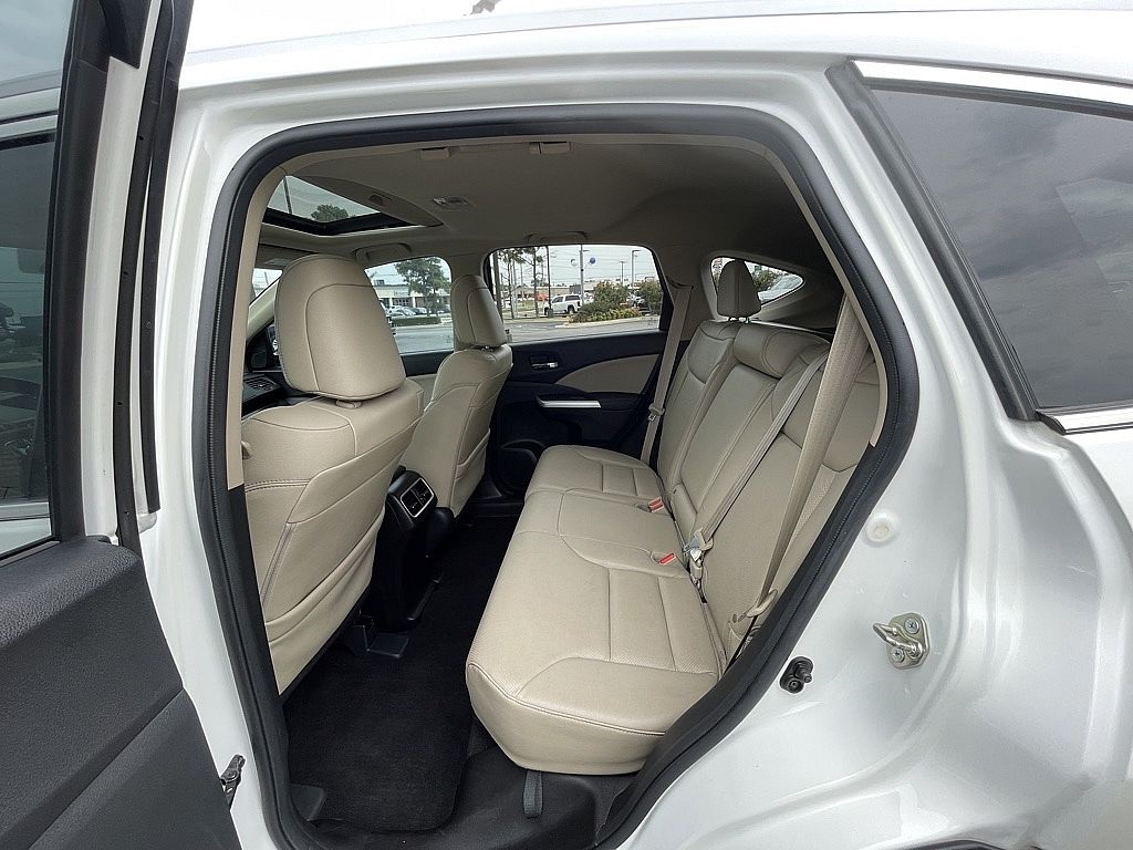 2016 Honda CR-V Touring photo 12