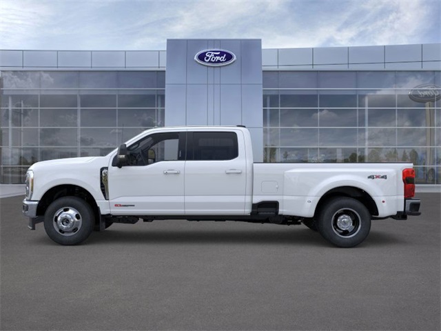 2026 Ford F-350 XLT photo 3