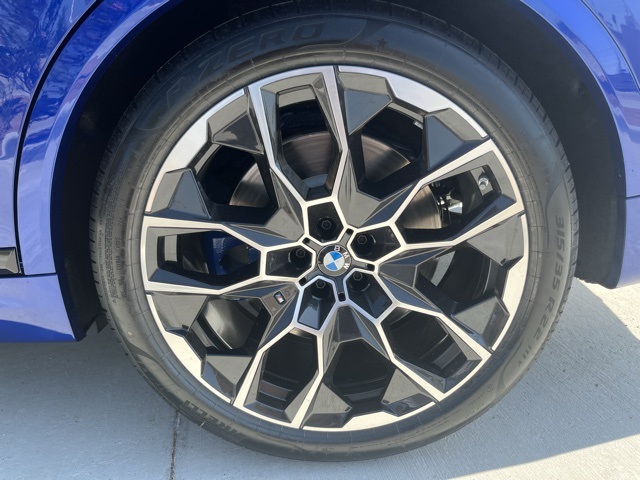2026 Bmw X7 M60i photo 16