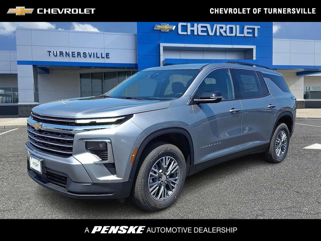 2026 Chevrolet Traverse LT's photo