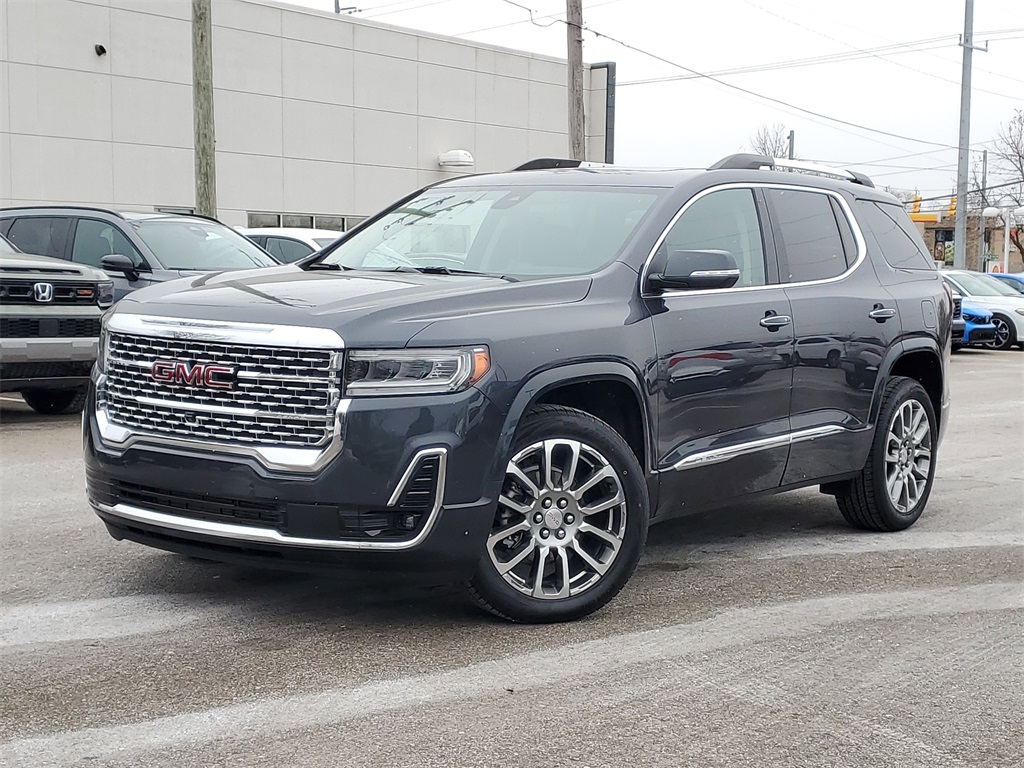 2023 GMC Acadia Denali's photo