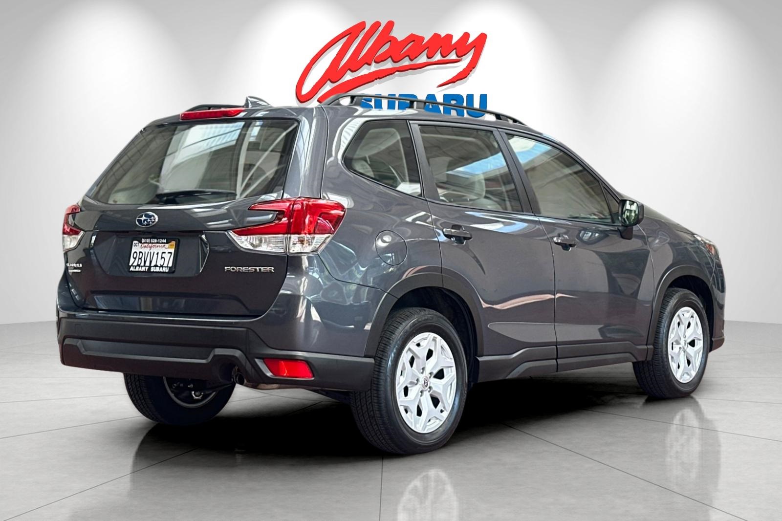 2022 Subaru Forester Base photo 3