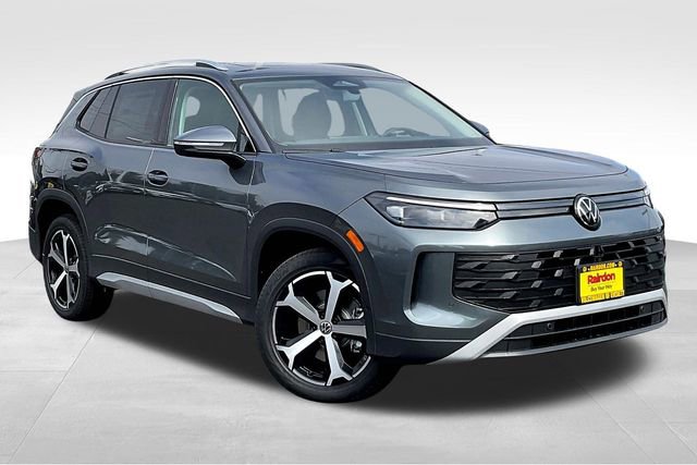 2025 Volkswagen Tiguan SE's photo
