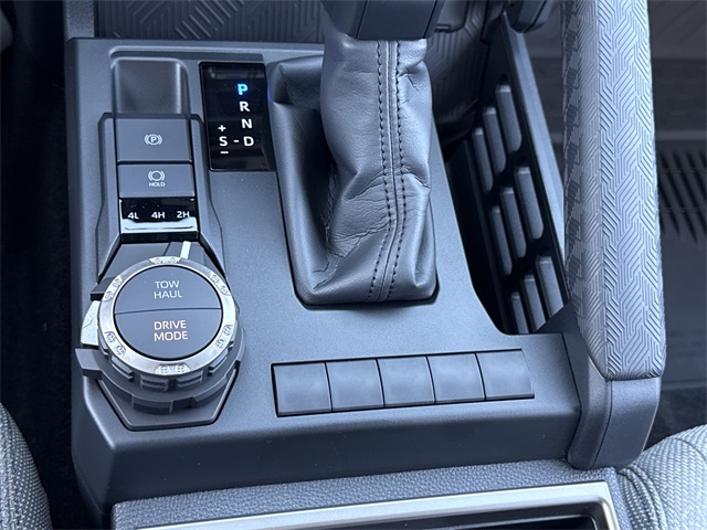 2025 Toyota 4Runner SR5 photo 25