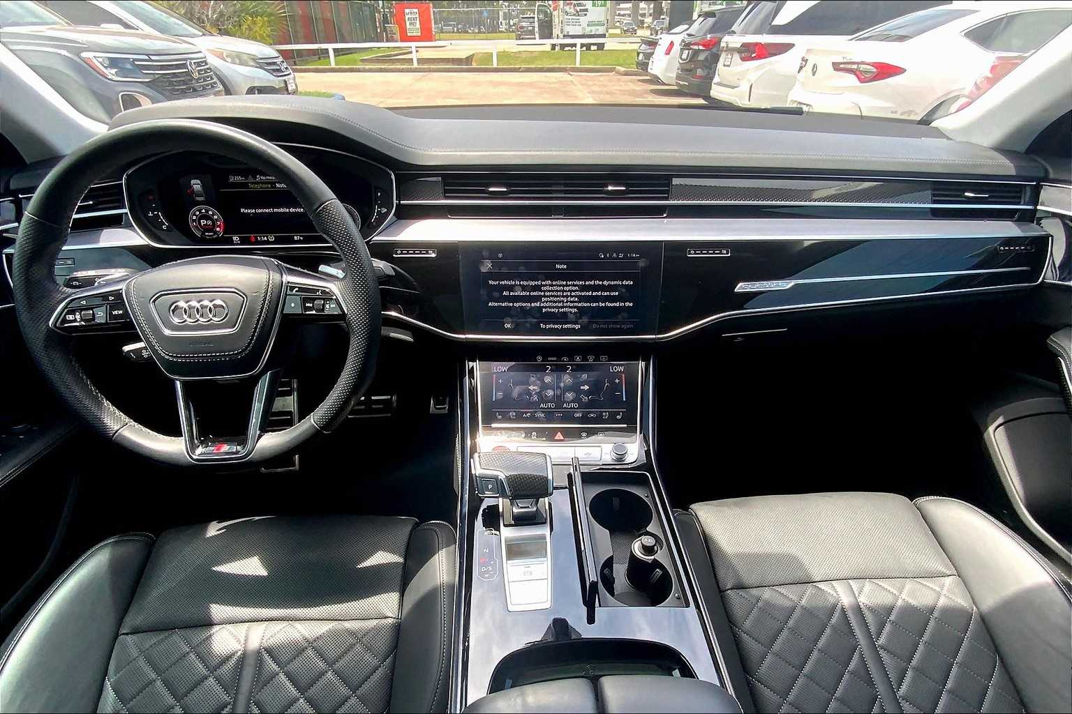 2022 Audi S8 4.0T Quattro photo 13