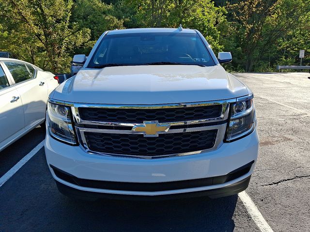 2015 Chevrolet Tahoe LT photo 2