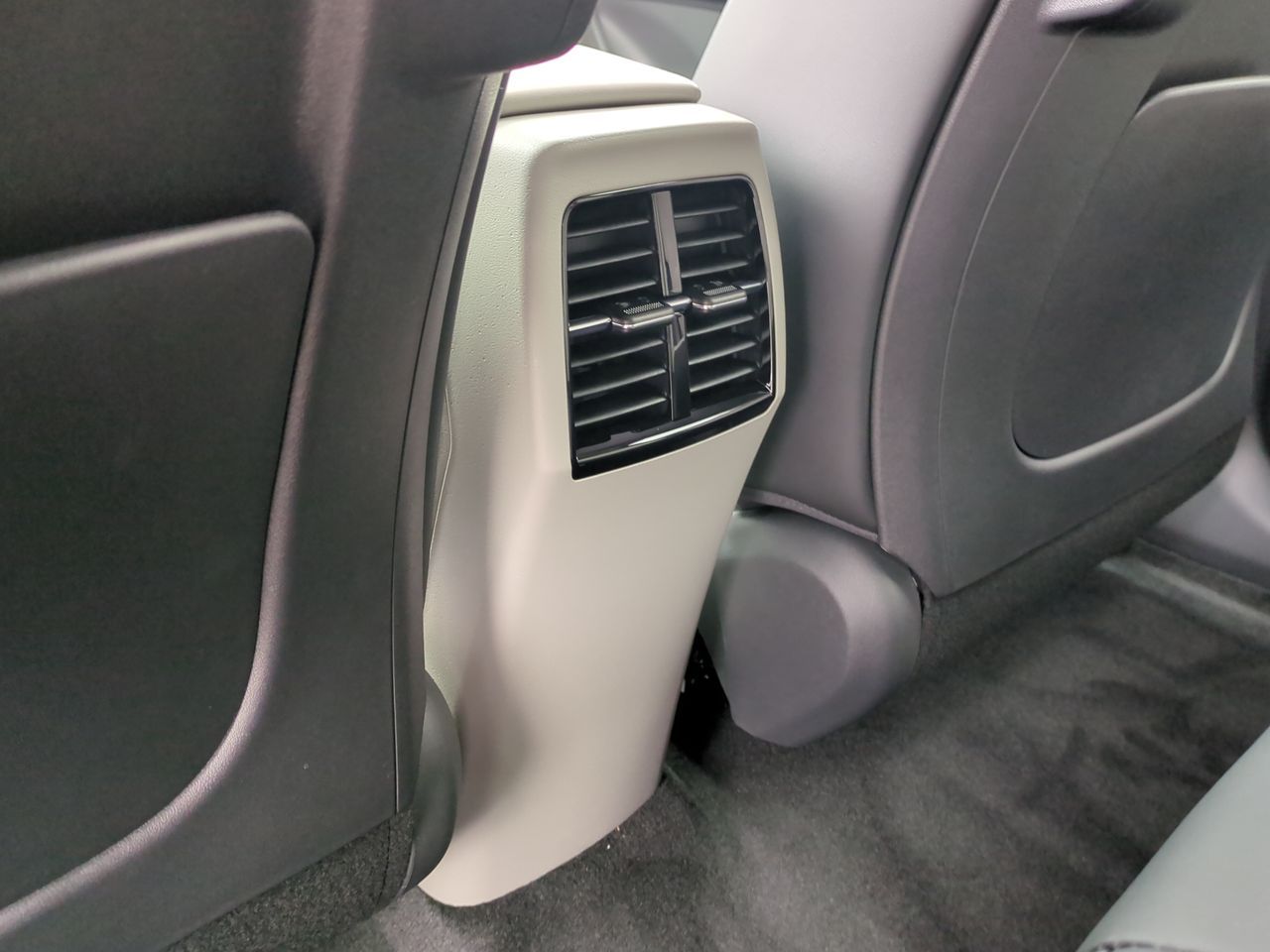 2024 Kia Niro EV Wave photo 19
