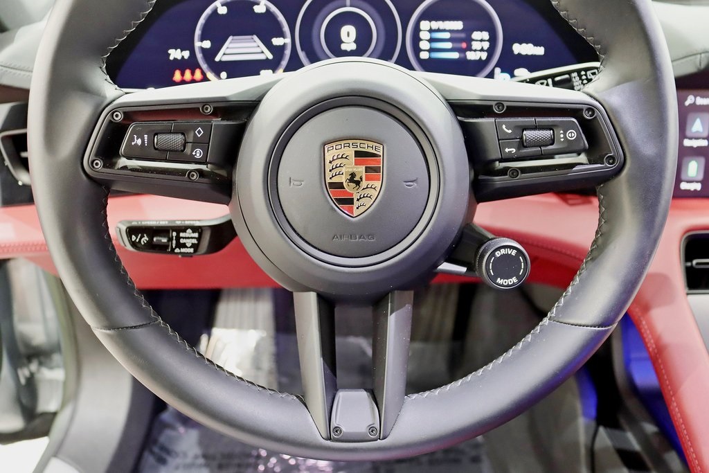 2023 Porsche Taycan Cross Turismo 4S photo 16