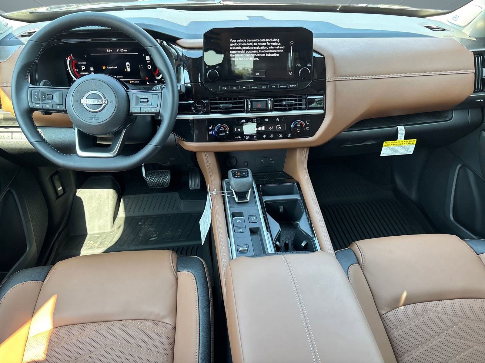2025 Nissan Pathfinder Platinum photo 26