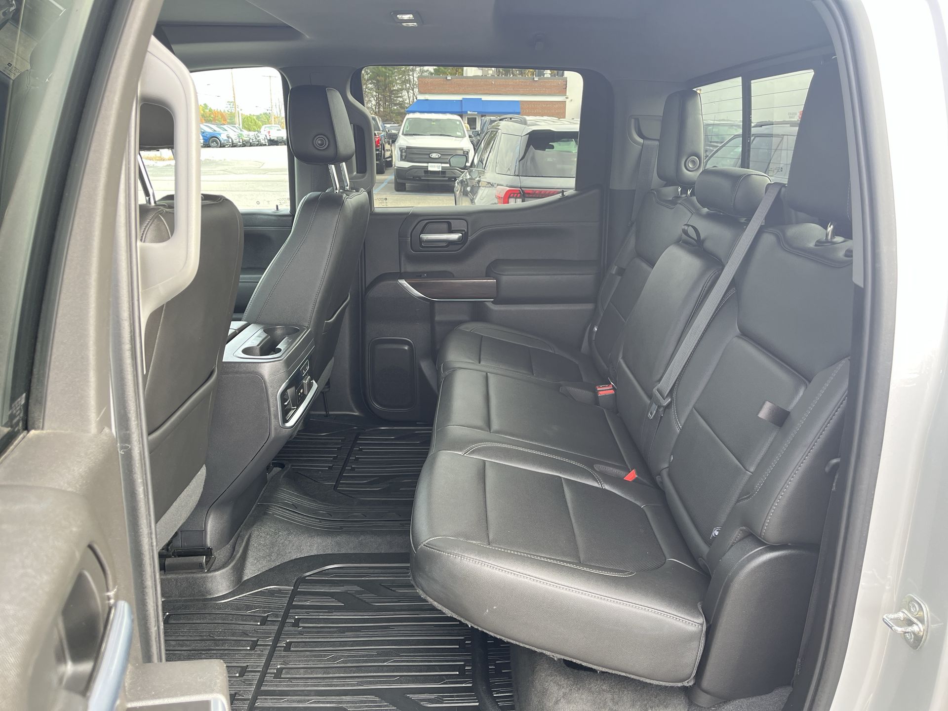 2019 Gmc Sierra 1500 SLT photo 4