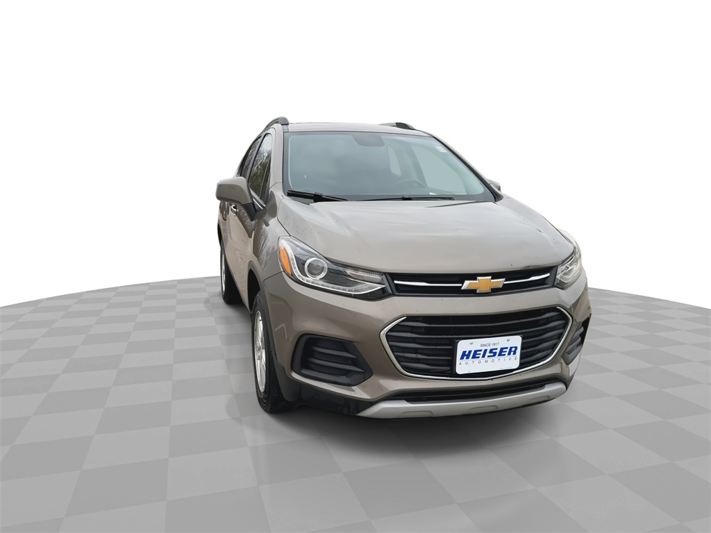 2022 Chevrolet Trax LT photo 3