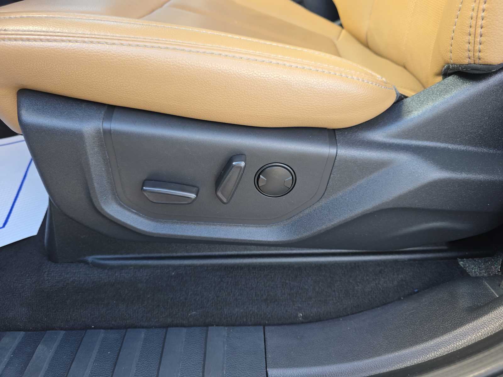 2022 Ford F-250 Lariat photo 27