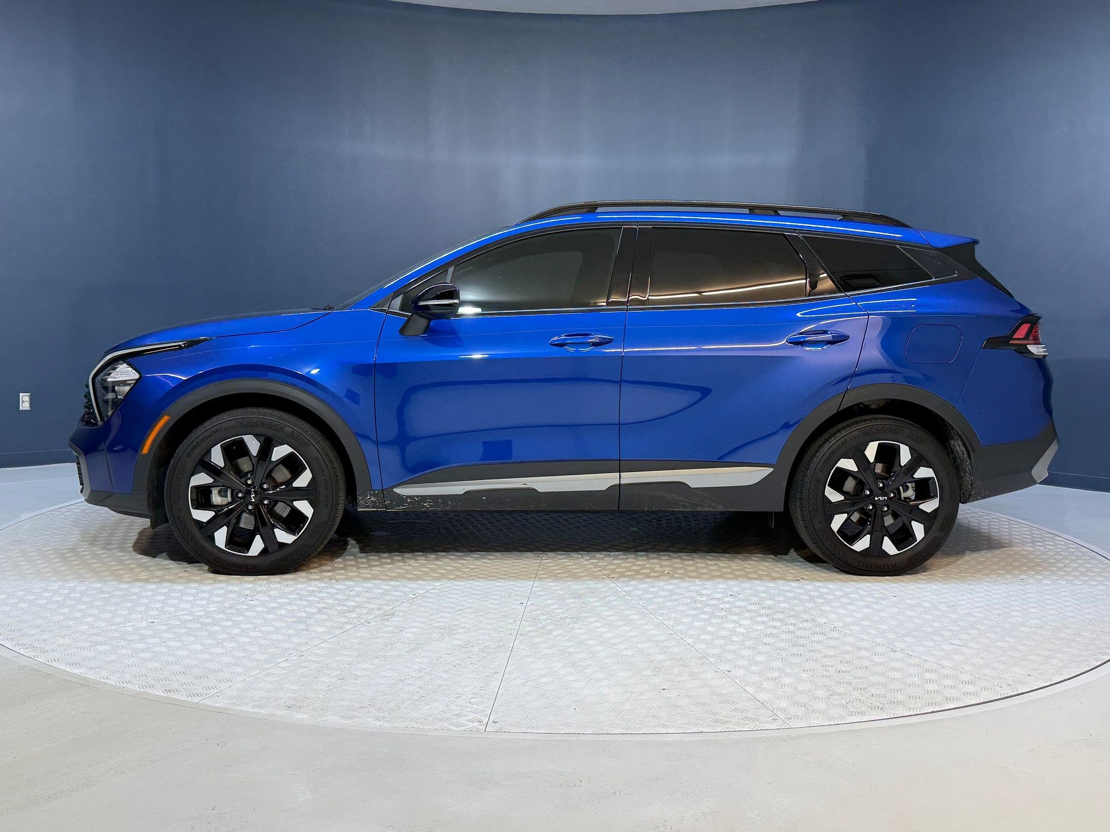 2023 Kia Sportage X-Line photo 2