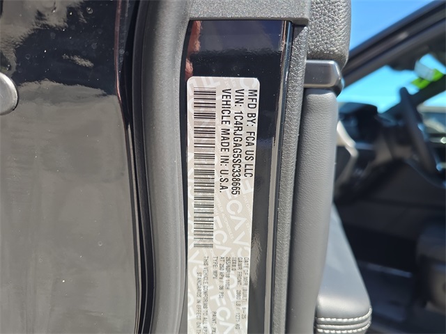 2025 Jeep Grand Cherokee Laredo X photo 28