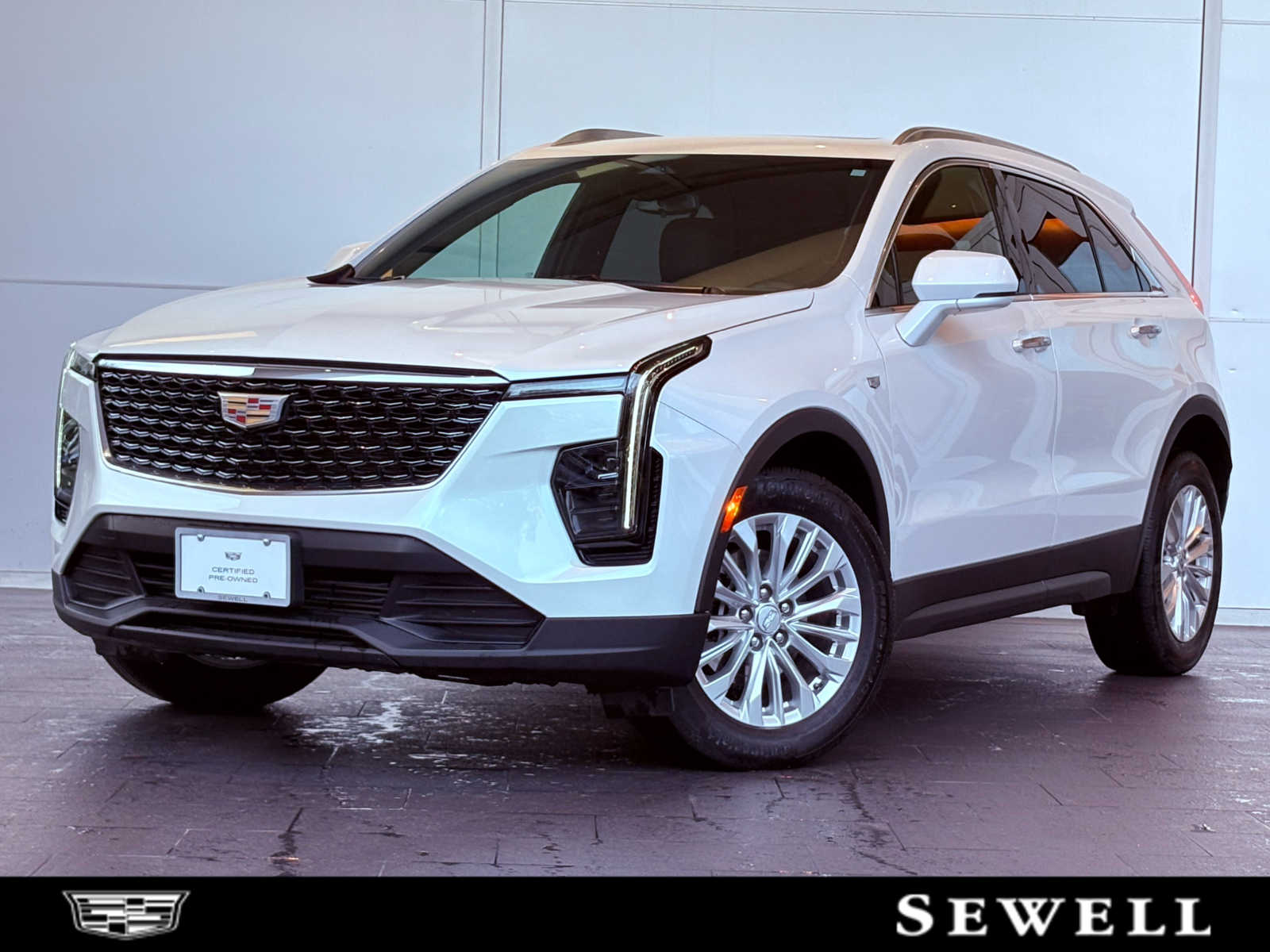 2024 Cadillac XT4 Luxury's photo