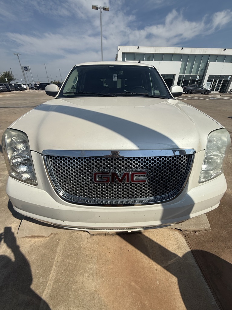 2009 Gmc Yukon Denali photo 4
