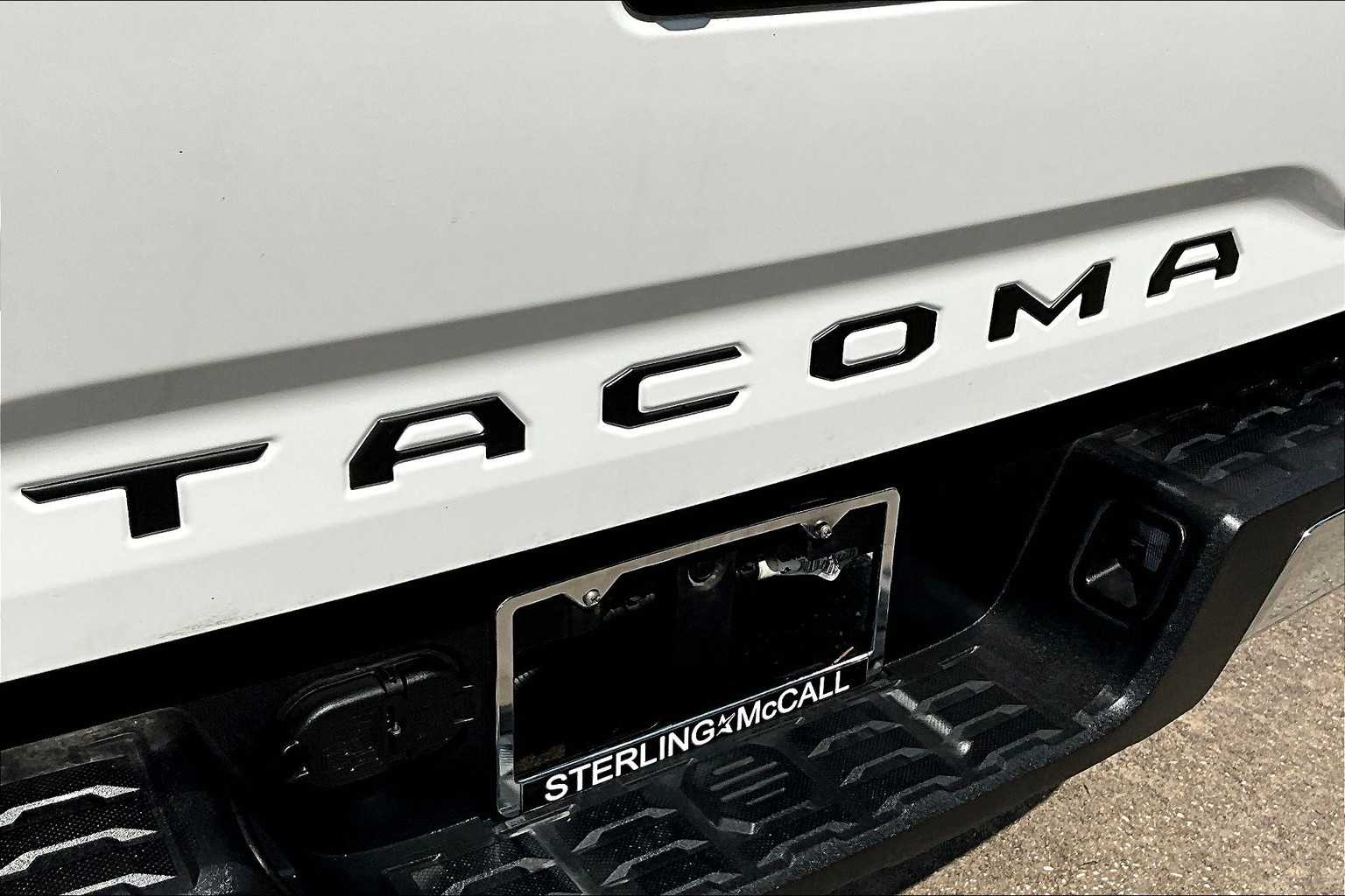 2023 Toyota Tacoma SR5 photo 29