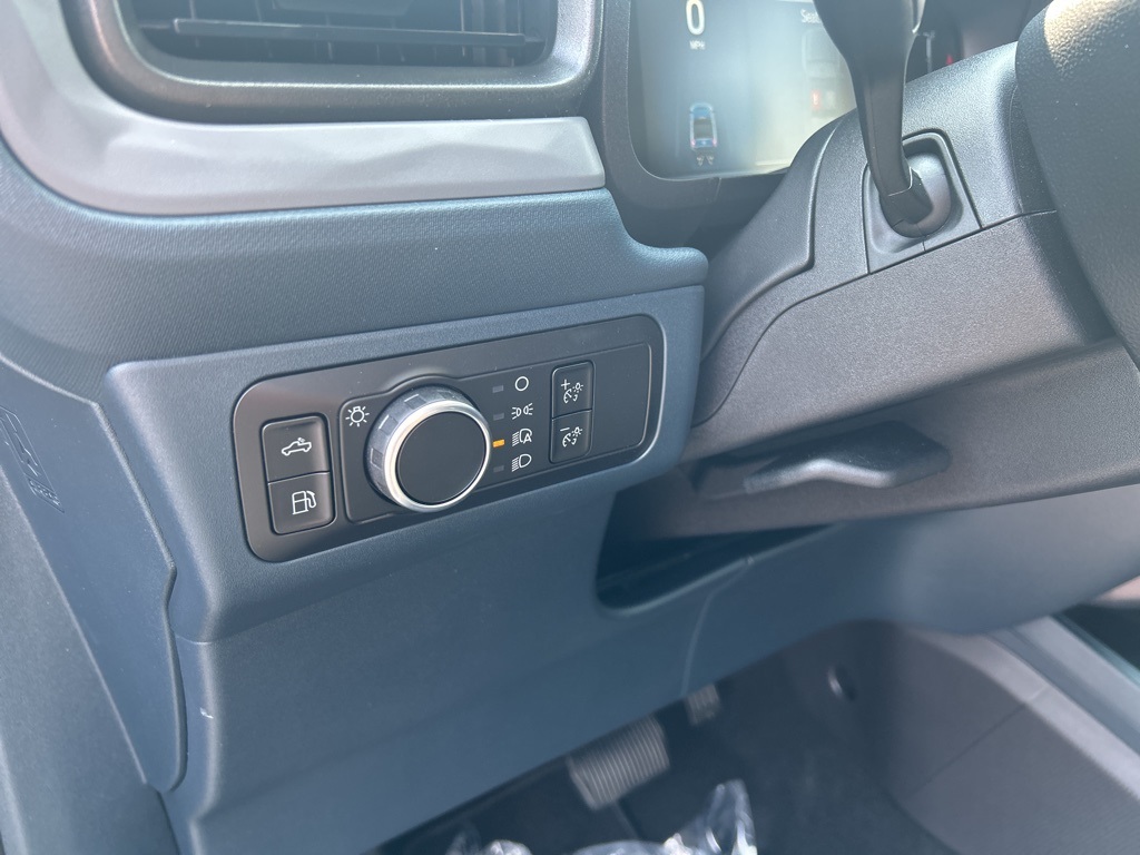 2025 Ford Maverick XL photo 17