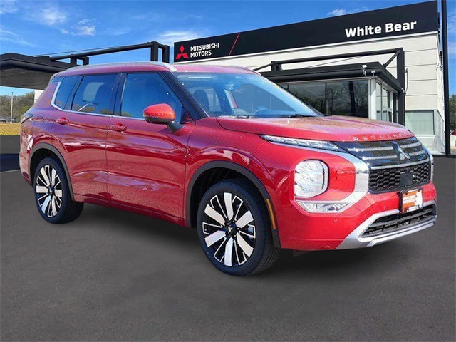 2025 Mitsubishi Outlander SEL's photo