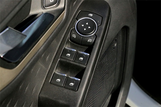 2020 Ford Escape SE Sport Hybrid photo 20