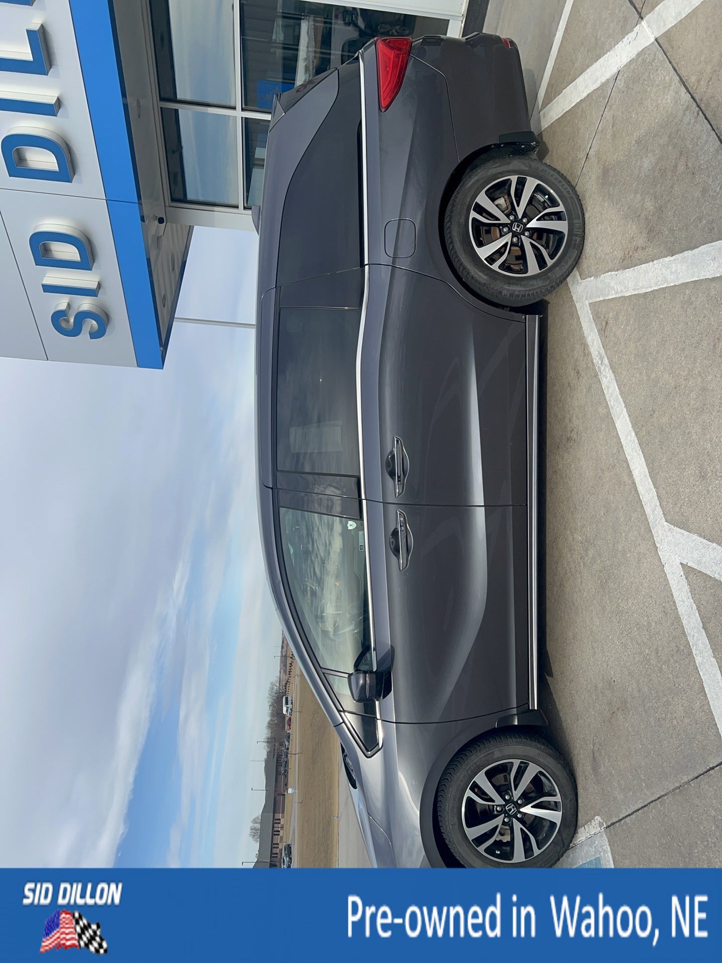 Used 2018 Honda Odyssey Elite with VIN 5FNRL6H97JB071896 for sale in Wahoo, NE