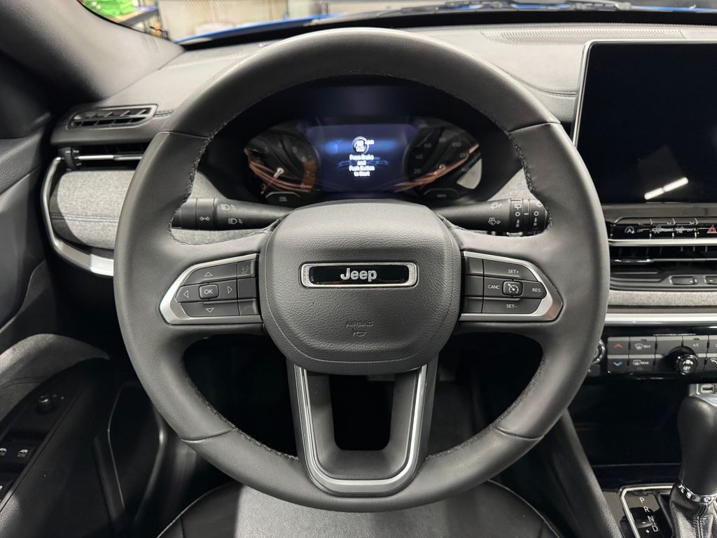 2024 Jeep Compass Latitude photo 17