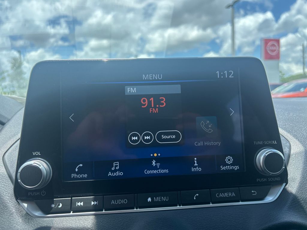 2025 Nissan Sentra SV photo 27