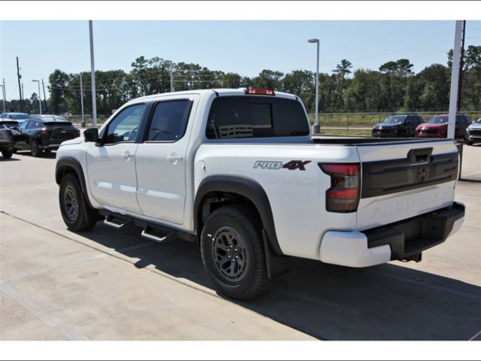 2026 Nissan Frontier Crew Cab PRO-4X® White at Robbins Nissan