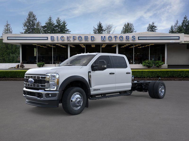 2026 Ford F-550 Super Duty Chassis Cab XL's photo