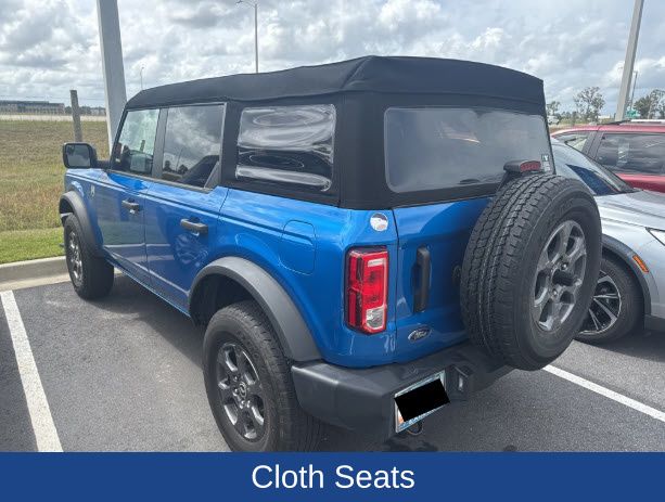 2023 Ford Bronco Big Bend photo 2