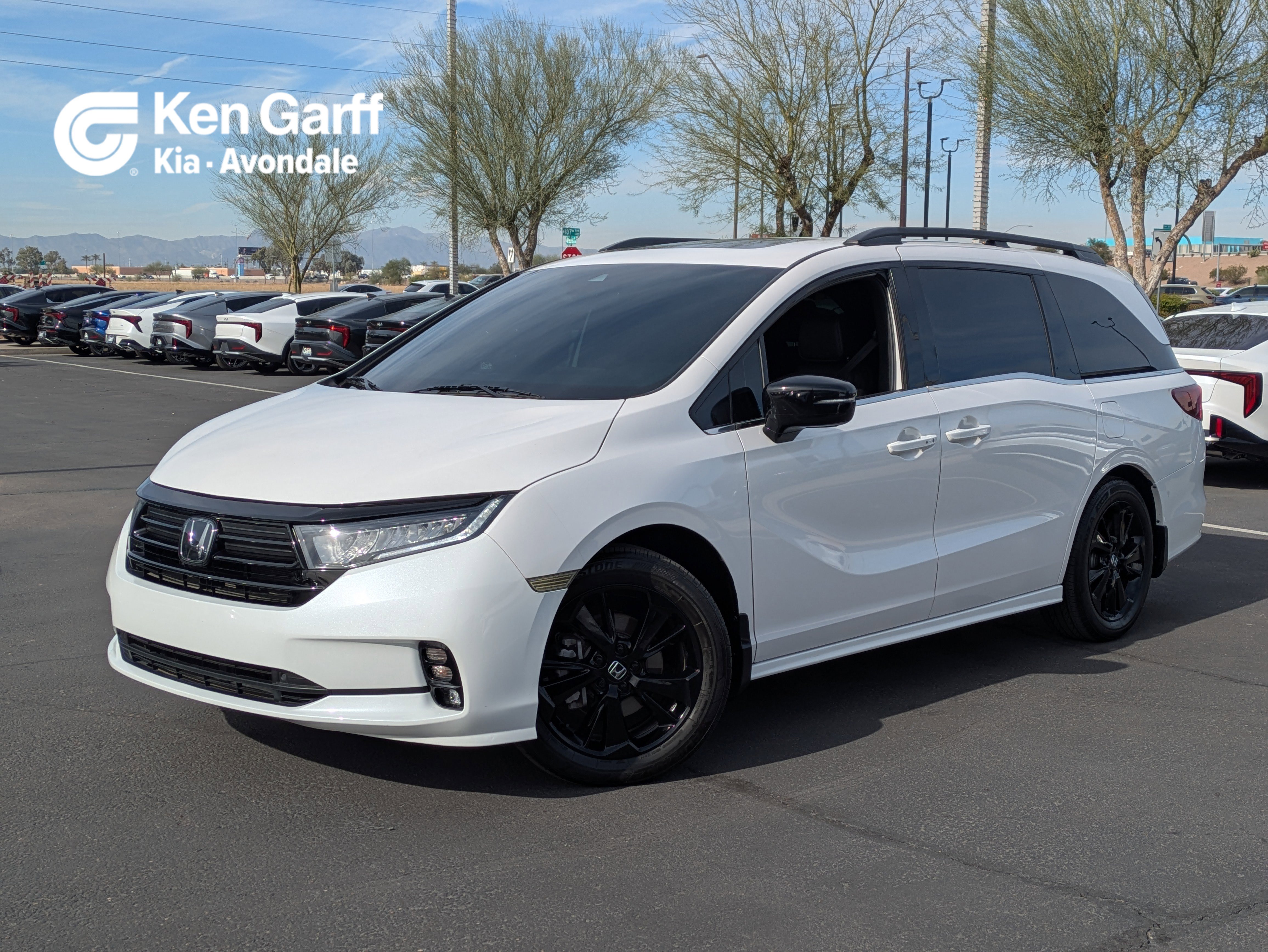 2024 Honda Odyssey SPORT's photo