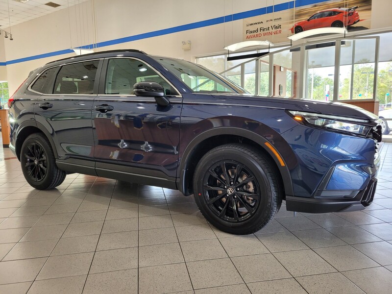 2025 Honda CR-V Hybrid Sport photo 3