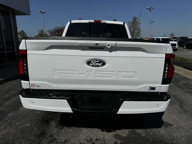 2025 Ford F-150 Lightning photo 4