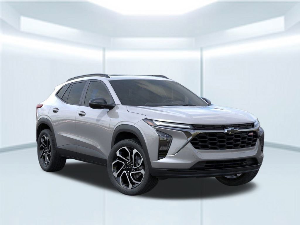 2026 Chevrolet Trax photo 2