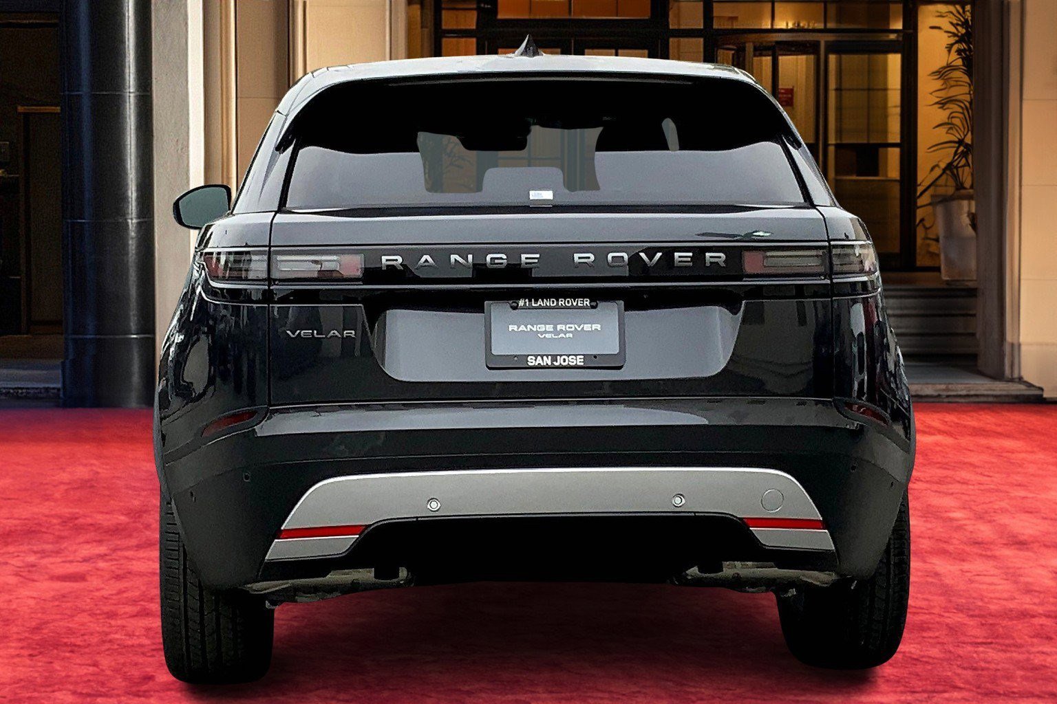 2025 Land Rover Range Rover Velar S photo 4