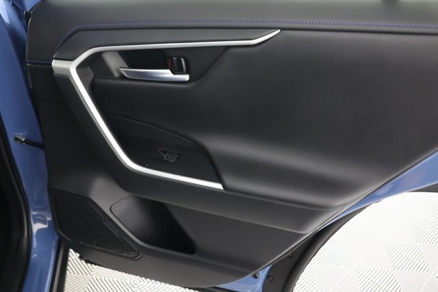 2022 Toyota RAV4 Hybrid XSE photo 27