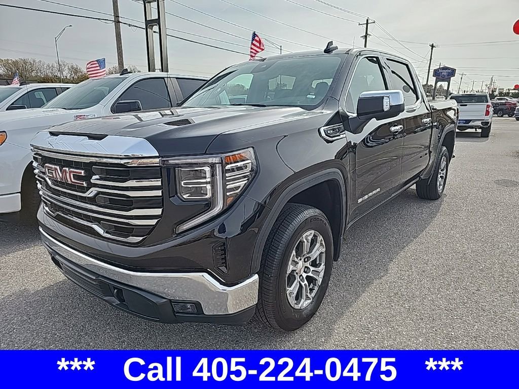 2025 GMC Sierra 1500 SLT's photo