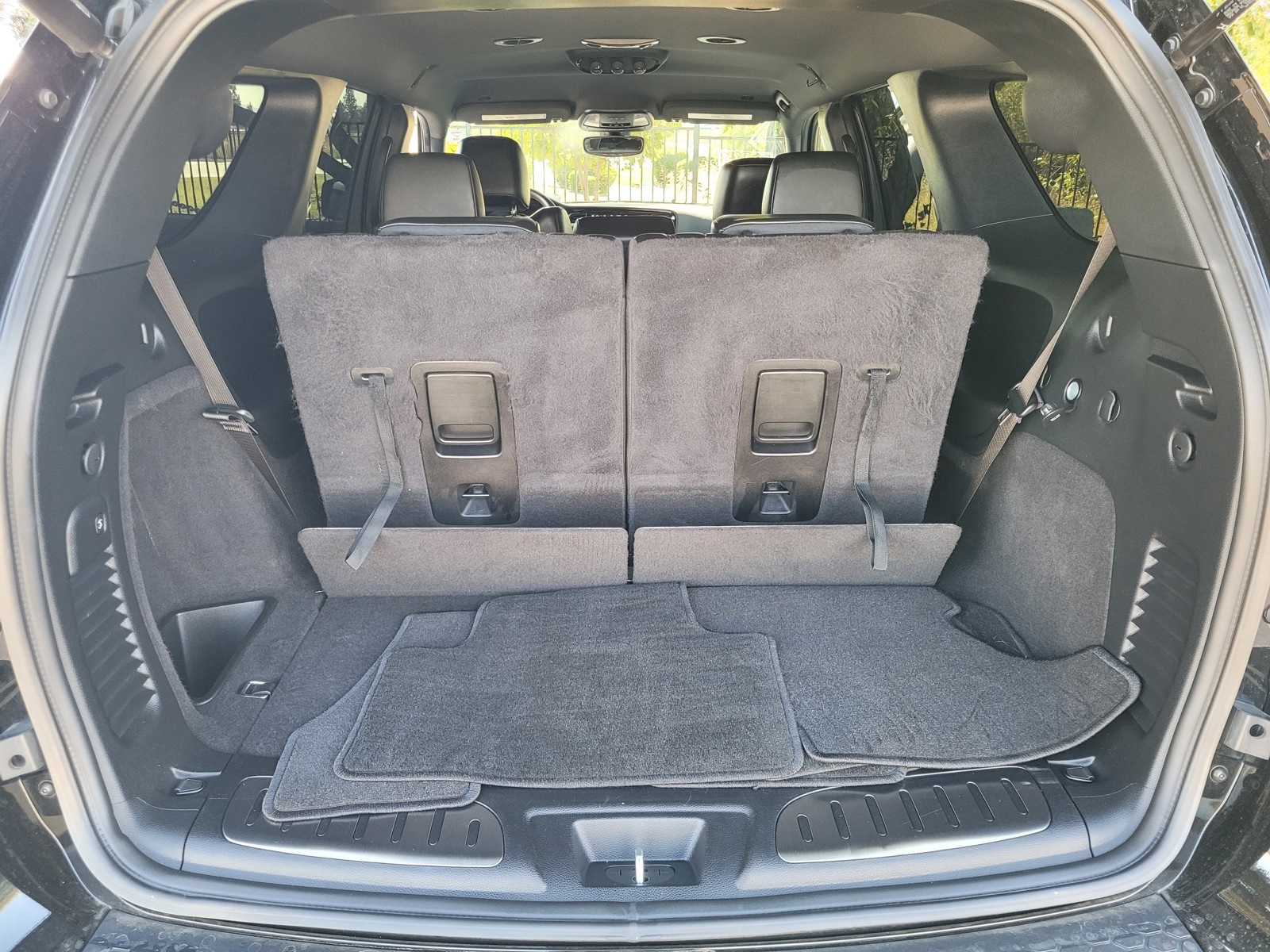 2022 Dodge Durango R/T photo 29