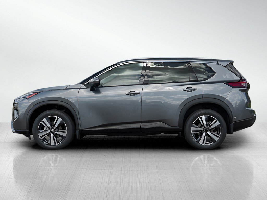 2025 Nissan Rogue SL photo 3