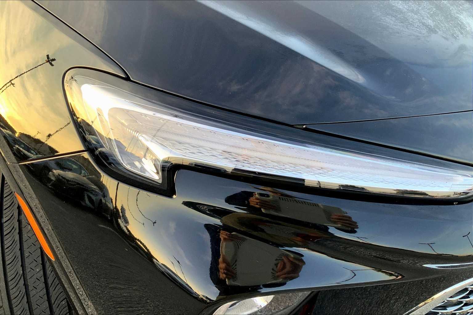 2024 Buick Encore GX Avenir photo 24