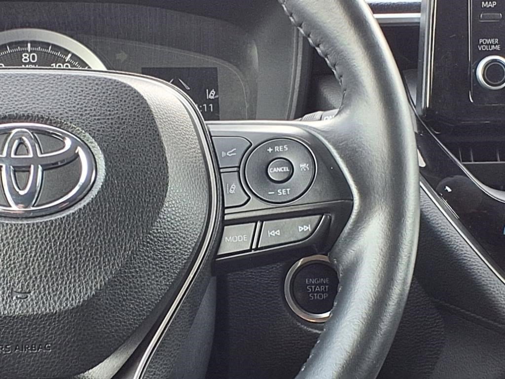 2022 Toyota Corolla Cross LE photo 12
