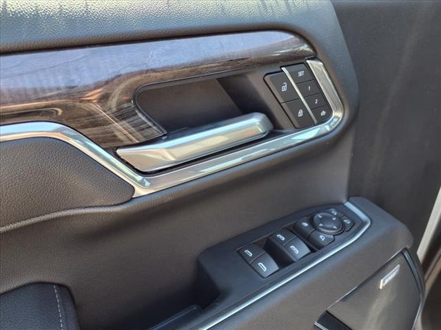 2025 Chevrolet Silverado 1500 LTZ photo 14