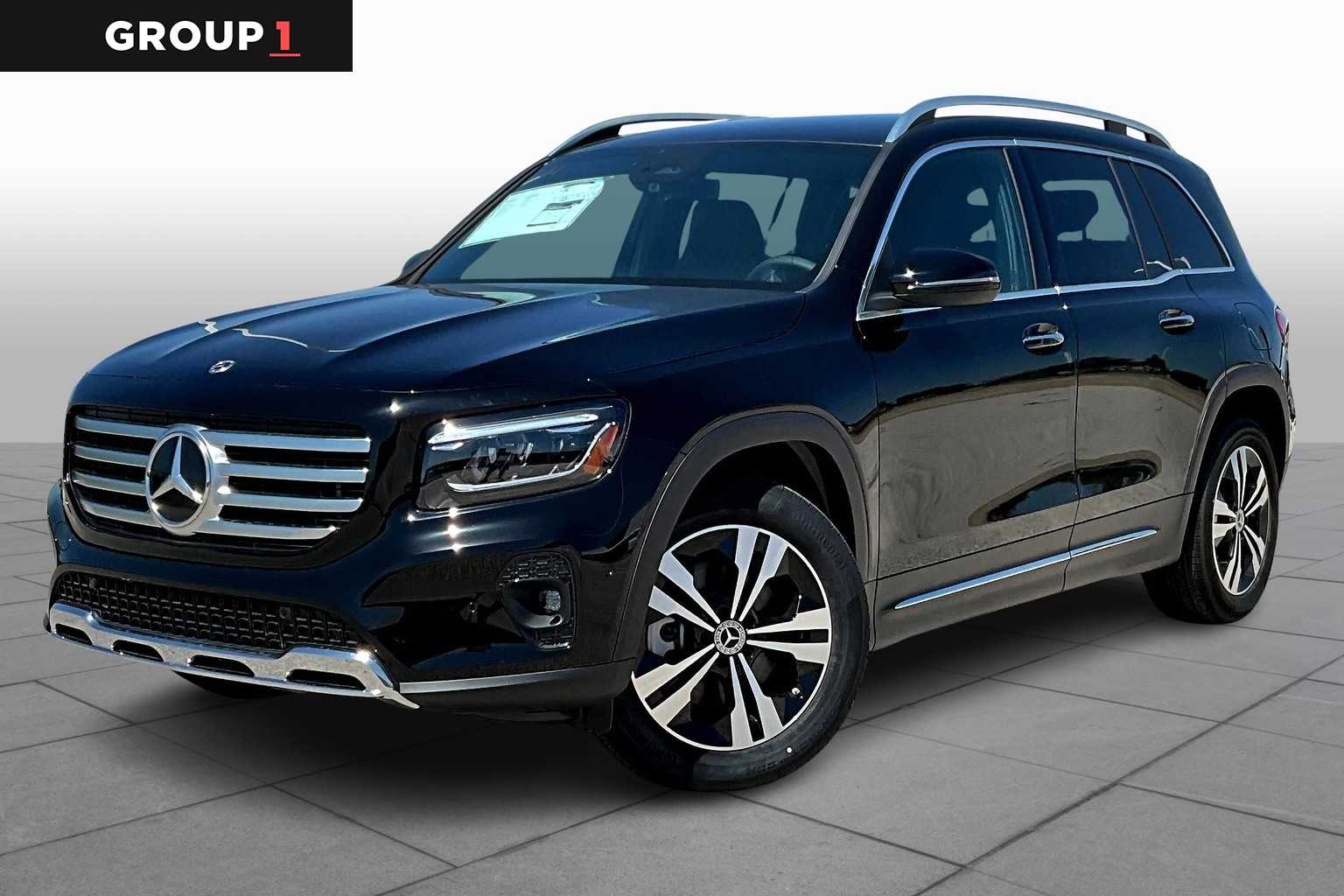 2025 Mercedes-Benz GLB Base's photo