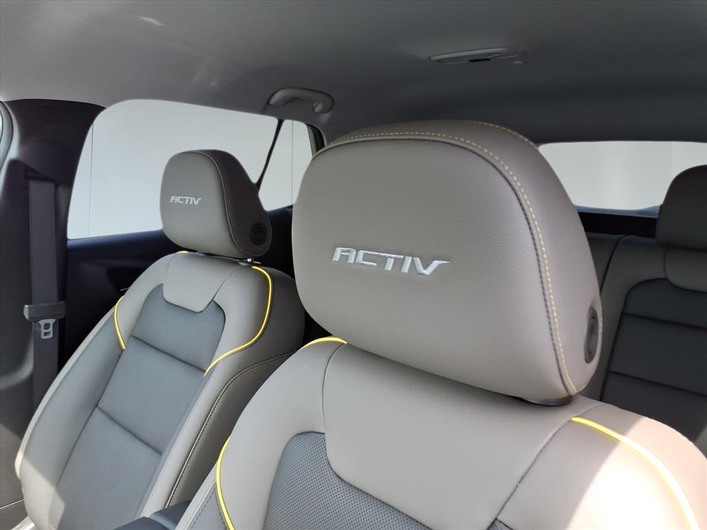 2026 Chevrolet Trax ACTIV photo 16