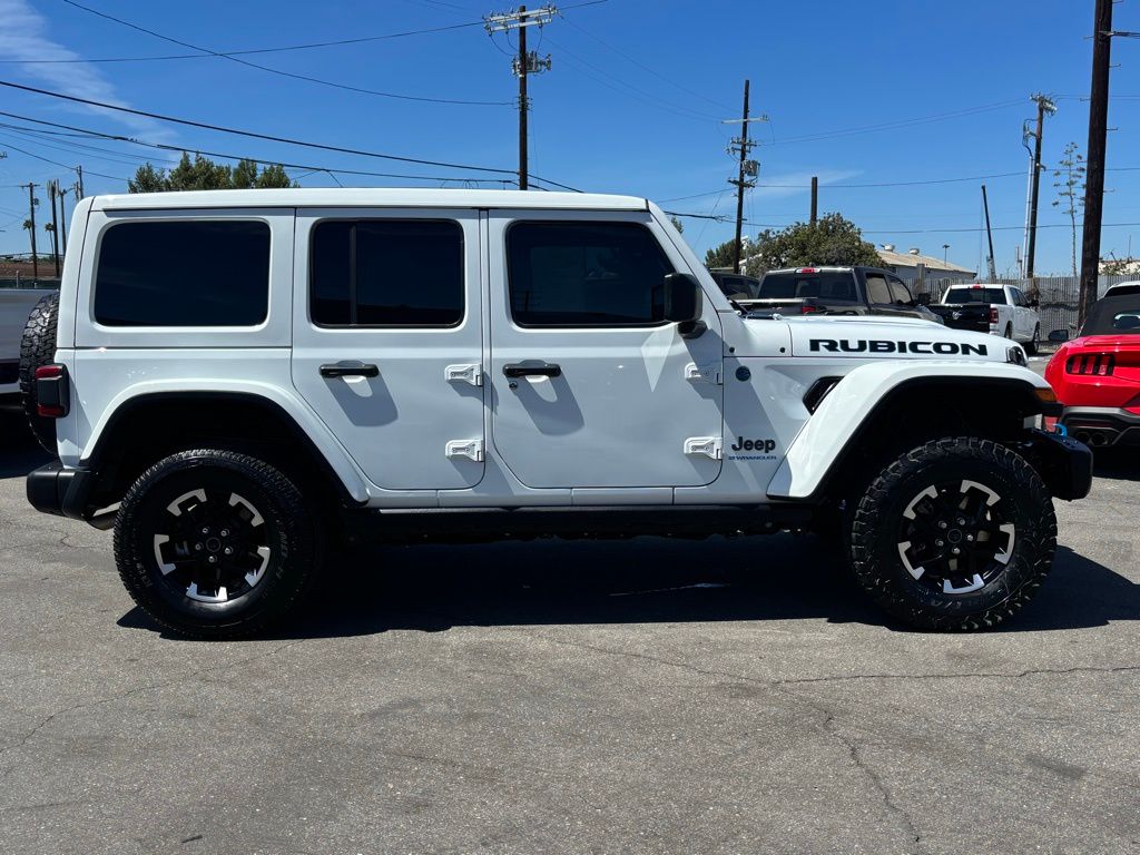 2024 Jeep Wrangler Rubicon 4xe photo 2